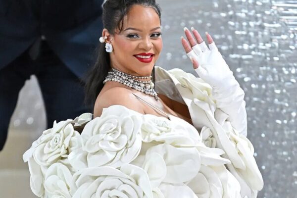 Rihanna Pregnant at 2025 Met Gala dressed in white