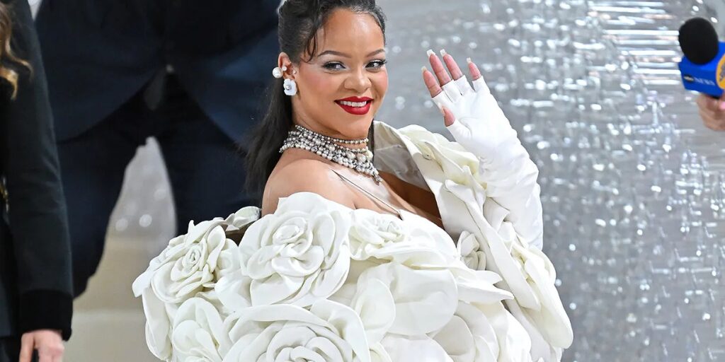Rihanna Pregnant at 2025 Met Gala dressed in white