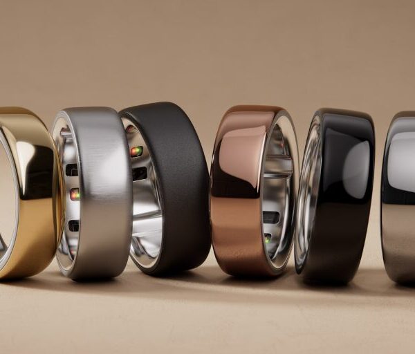 Why Everyone’s Wearing a Smart Ring in 2025